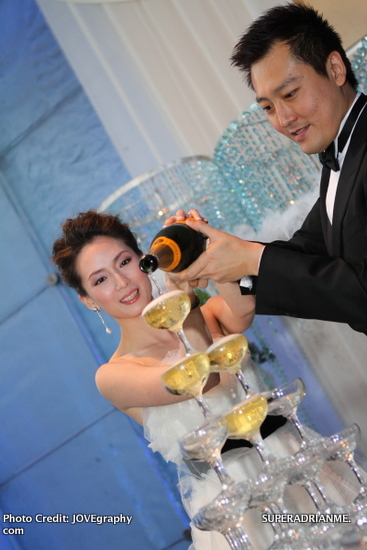 Champagne Pouring - Jacelyn Tay and Brian Wong
