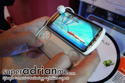Gameplay with Sony Ericsson Xperia PLAY