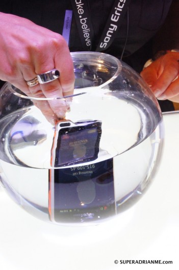 Demo of the Sony Ericsson Xperia Active in a bowl of water to show its water resistance