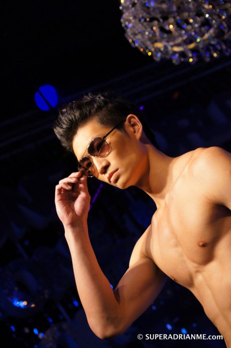 Best Model Of the World 2011 Singapore - Aaron Ng
