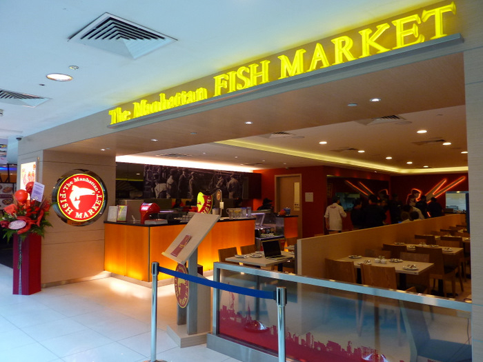 The Manhattan FISH MARKET - Plaza Singapura Outlet Nov 2011