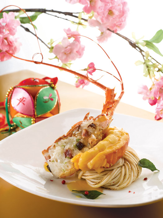 Szechuan Court - Szechuan Spicy Wok-fried Fish Noodles with Braised Lobster