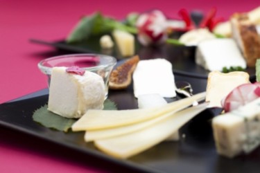 JAL introduces Japanese Cheese