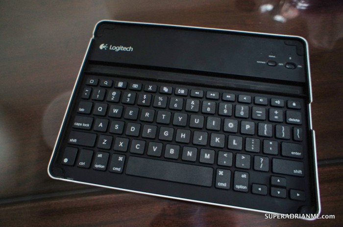 Logitech Keyboard Case for iPad 2 