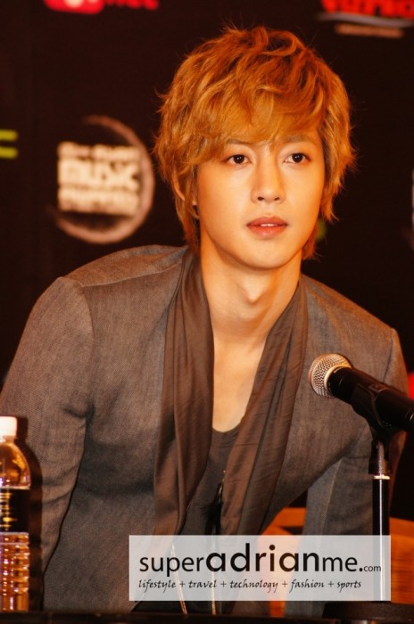 Kim Hyun Joong at MNET Asian Music Awards 2011
