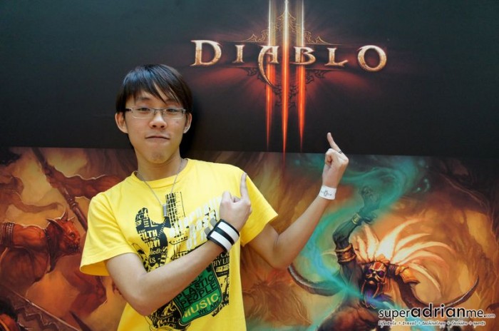 Seth Chan was the first in the queue to purchase Diablo III game in Singapore