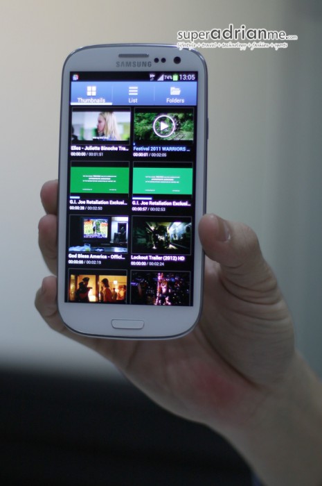 Check out the moving videos function on the Samsung Galaxy SIII