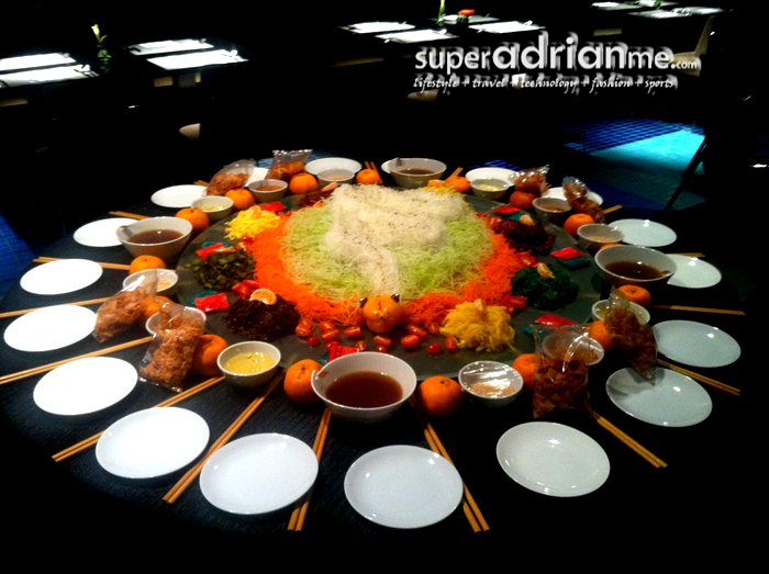 Chinese New Year Dining: Azur, Crowne Plaza Changi Airport -Three Treasures Yu Sheng (+)