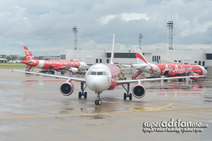 AirAsia Aircraft in Don Mueang International Airport, Thailand 8 October 2012