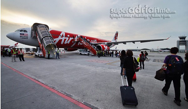 AirAsia X Shanghai Inaugural Flight D7 330